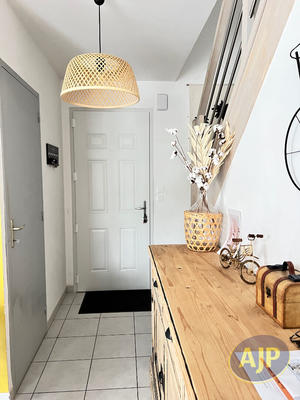 Maison - 102 m² - 5 pièces