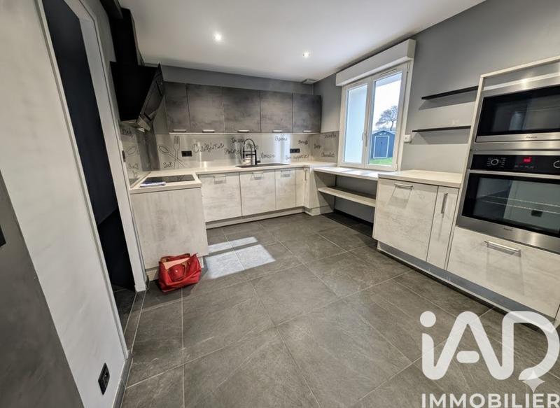 Maison - 102 m² - 4 pièces