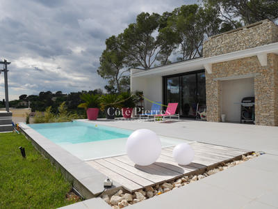 Villa - 213 m² - 5 pièces