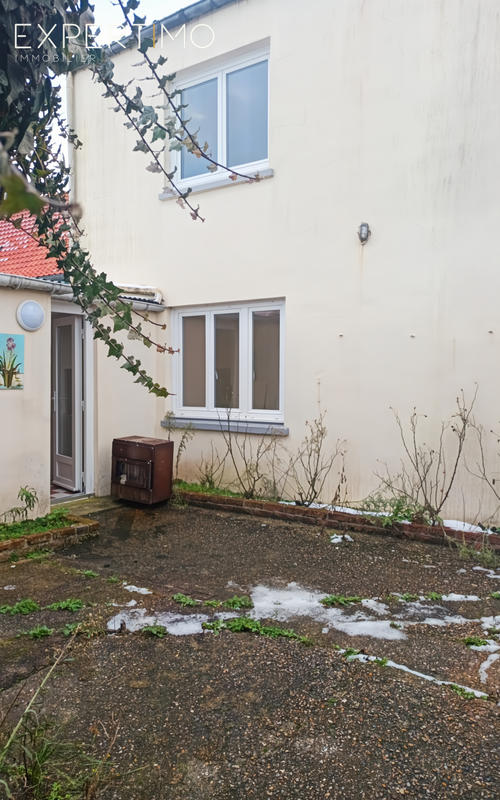 Maison - 93 m² - 5 pièces