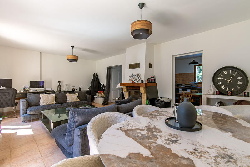 Maison - 98 m² - 4 pièces