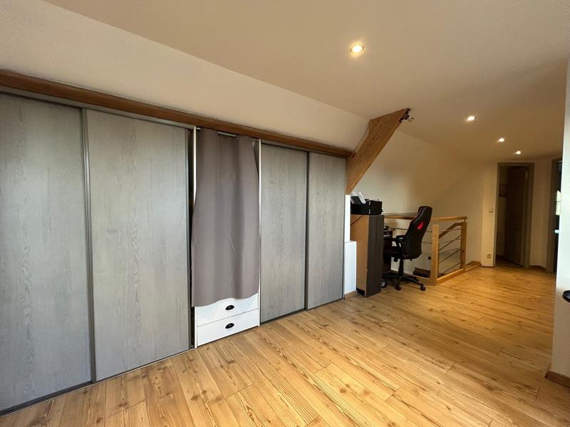 Maison - 97 m² - 4 pièces