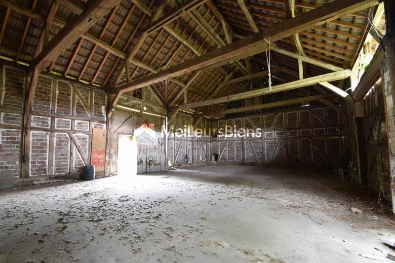 Hangar - 250 m² - 10 pièces