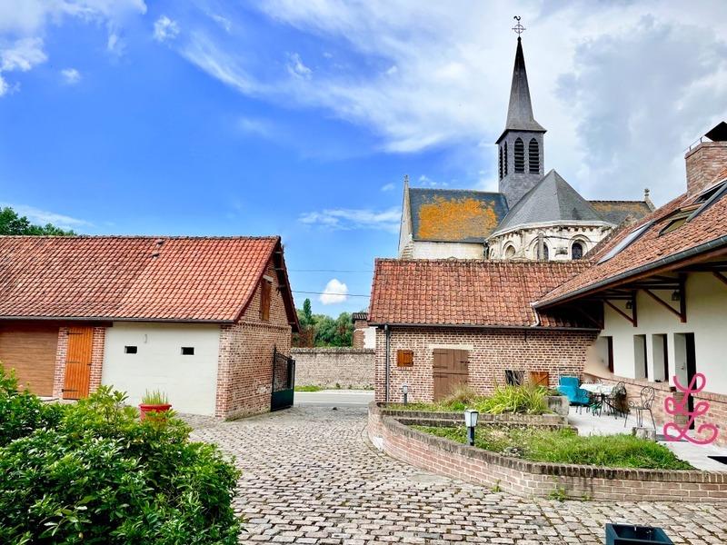 Maison - 340 m² - 10 pièces