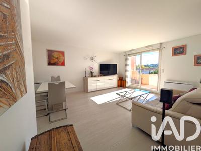 Appartement - 75 m² - 3 pièces