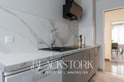 Appartement - 93 m² - 5 pièces