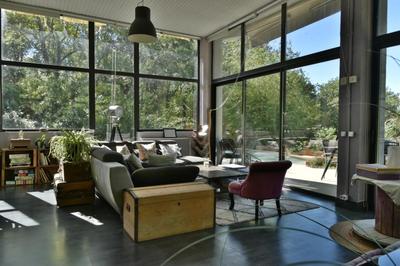 Mas - 296 m² - 8 pièces