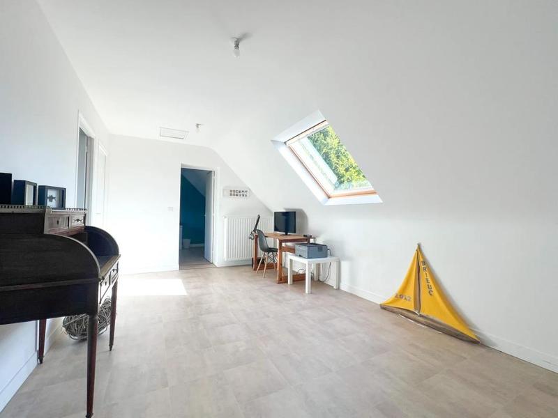 Maison - 160 m² - 8 pièces