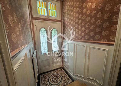 Maison - 259 m² - 10 pièces