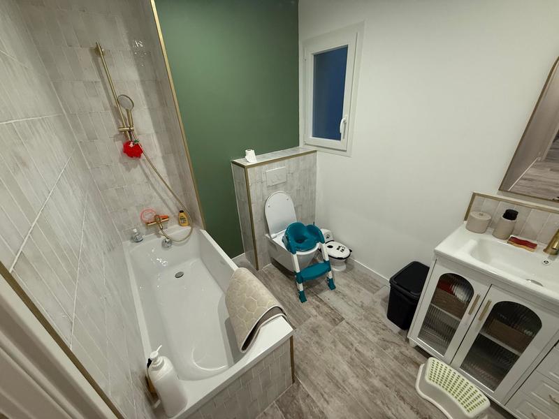 Maison - 150 m² - 5 pièces