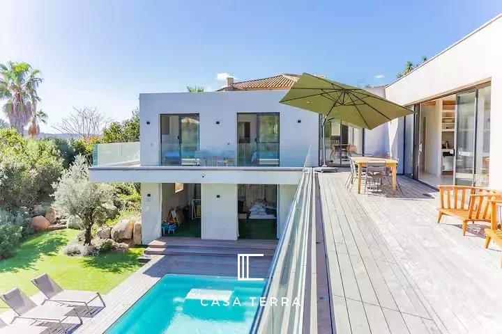 Villa - 150 m² - 6 pièces