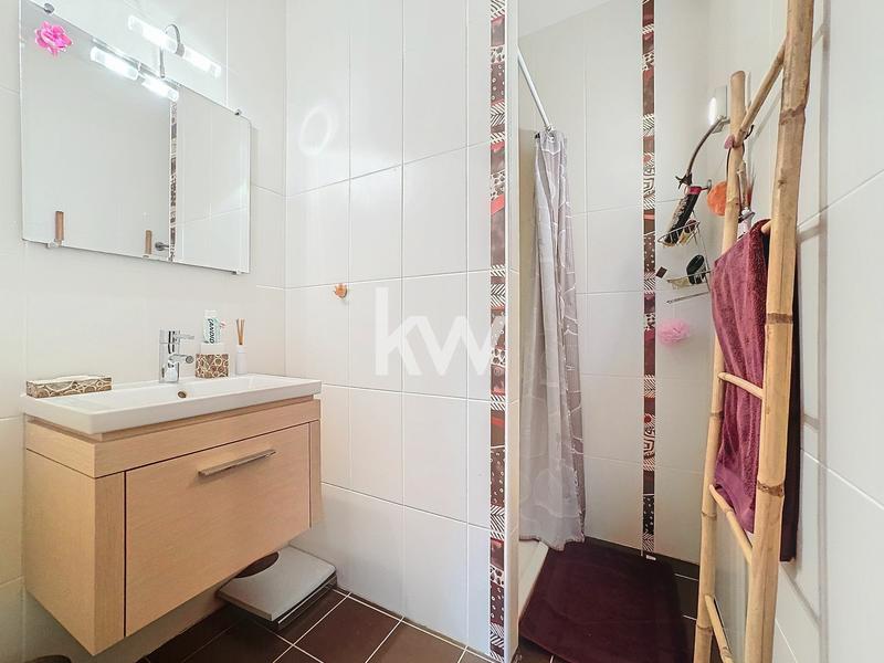 Maison - 307 m² - 6 pièces