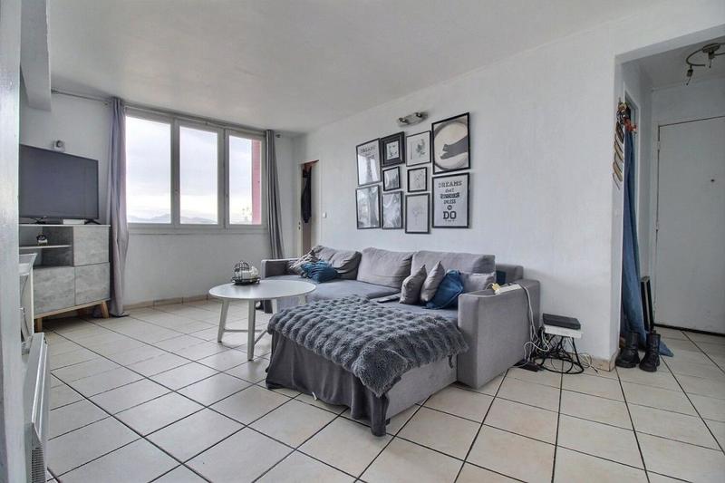 Appartement - 65 m² - 4 pièces