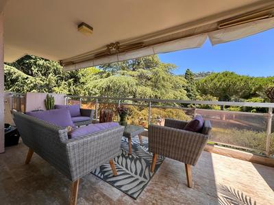 Penthouse - 74 m² - 3 pièces