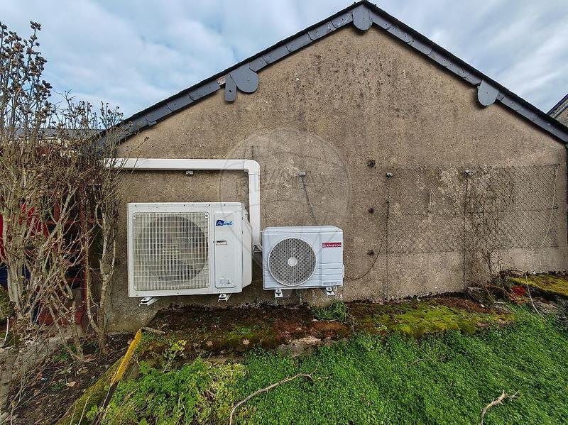 Maison - 169 m² - 8 pièces