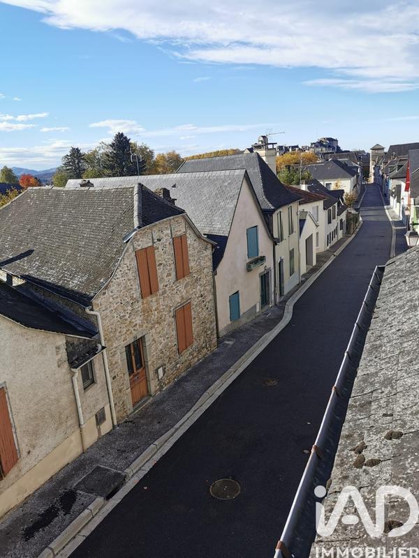 Maison - 92 m² - 5 pièces