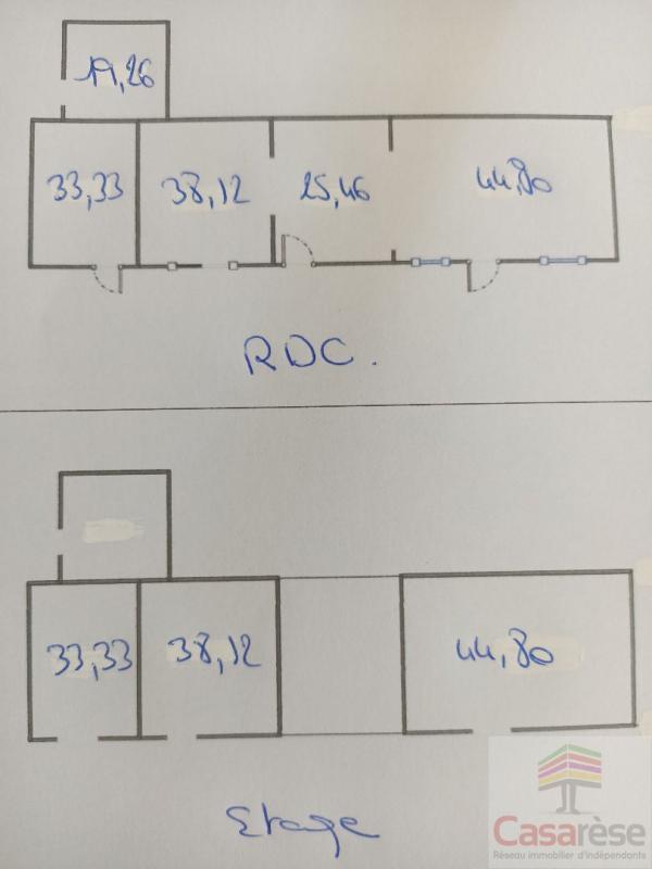 Grange - 270 m² - 8 pièces