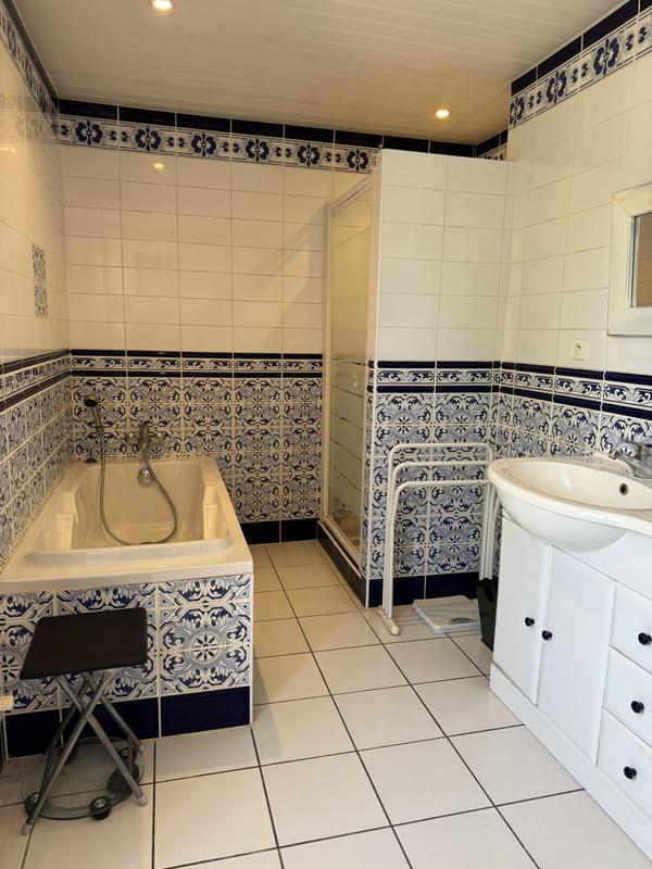 Maison - 175 m² - 6 pièces