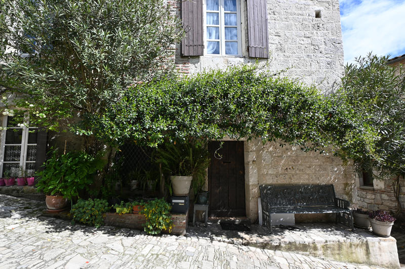 Maison - 208 m² - 9 pièces