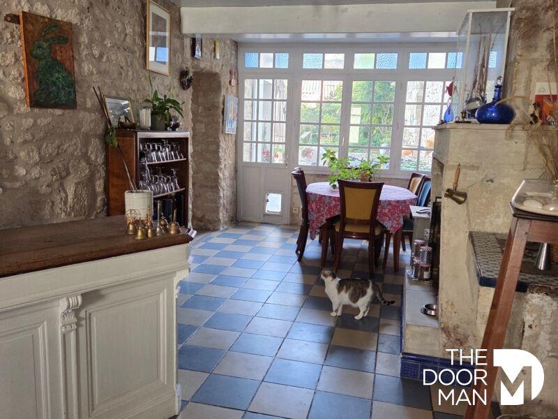 Maison de ville - 236 m² - 11 pièces