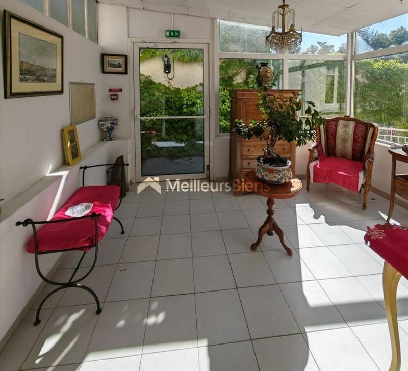 Propriété - 550 m² - 26 pièces