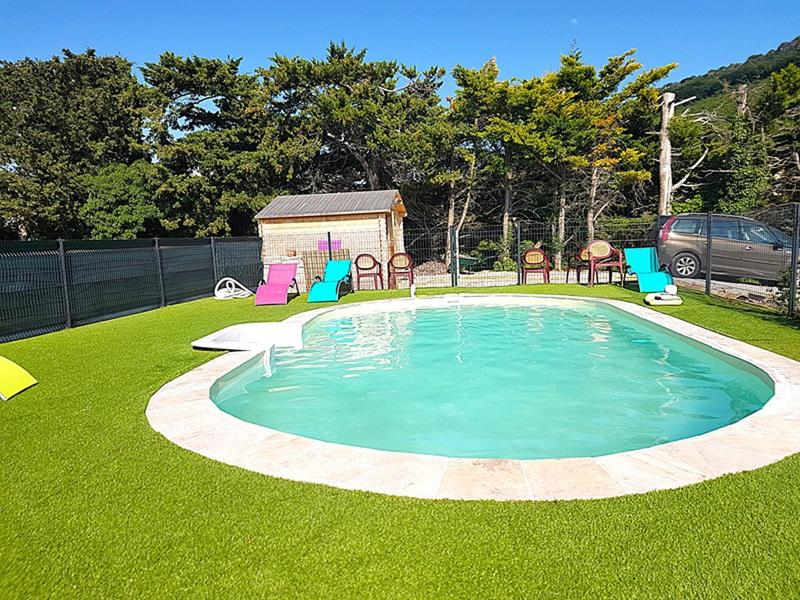 Maison - 625 m² - 11 pièces