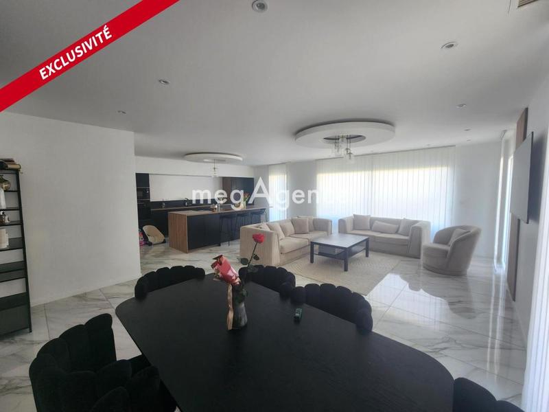 Maison - 120 m² - 5 pièces