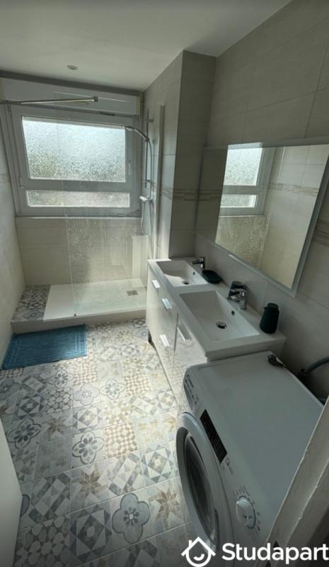 Chambre - 9 m² - 1 pièce