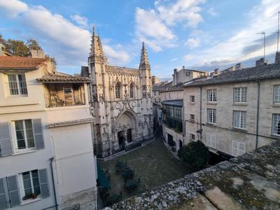 Appartement - 112 m² - 3 pièces