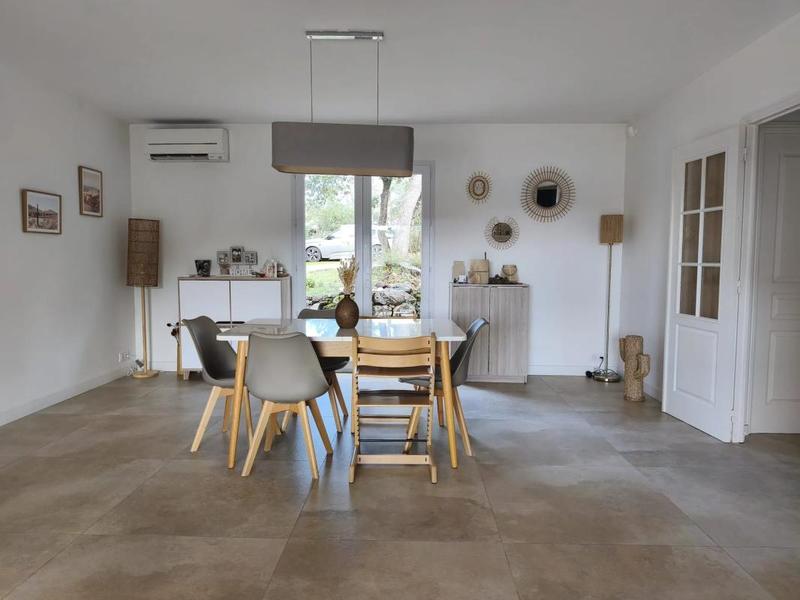 Maison - 180 m² - 6 pièces