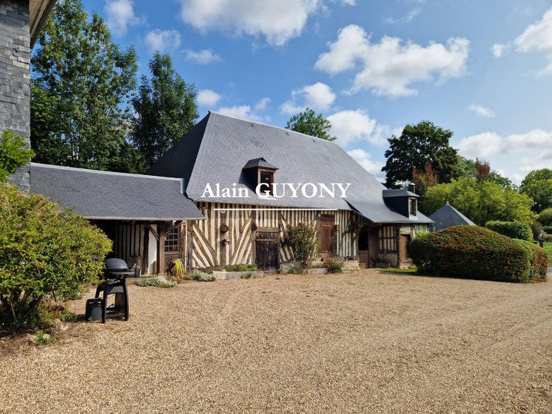 Maison - 224 m² - 9 pièces