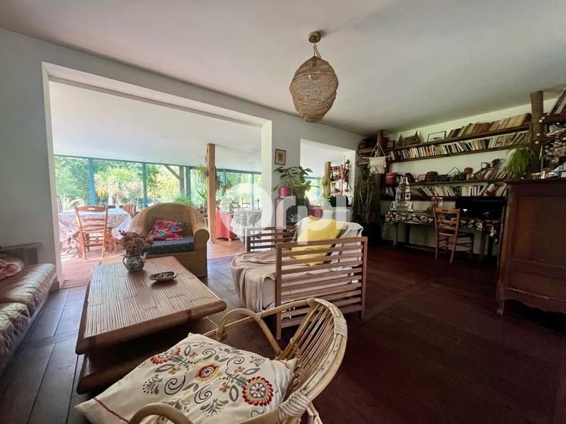 Maison - 170 m² - 7 pièces