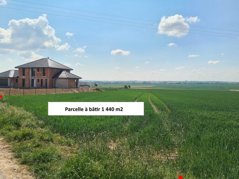 Terrain constructible - 1 440 m²