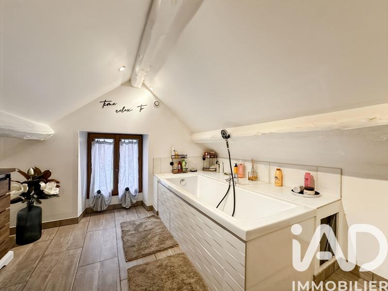 Maison - 179 m² - 6 pièces
