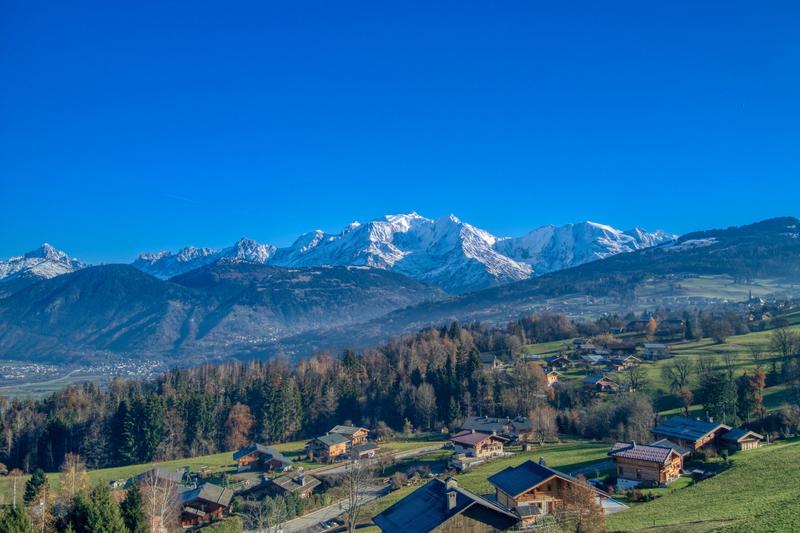 Châlet - 206 m² - 9 pièces