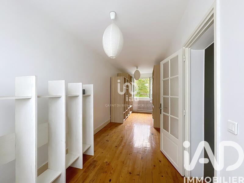 Maison - 84 m² - 5 pièces