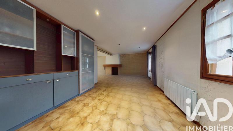 Maison - 122 m² - 7 pièces