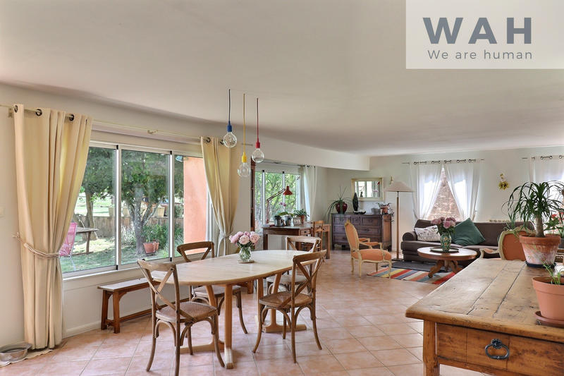 Propriété - 168 m² - 4 pièces