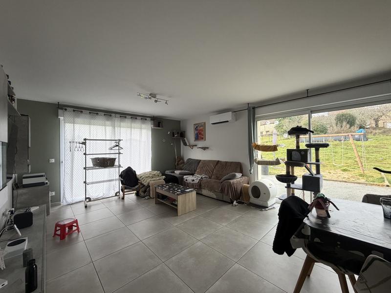 Maison - 101 m² - 5 pièces