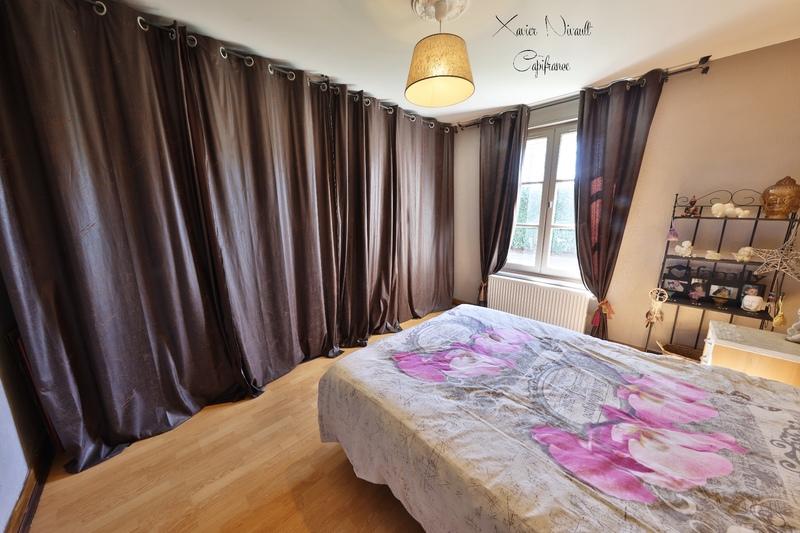 Maison - 180 m² - 6 pièces