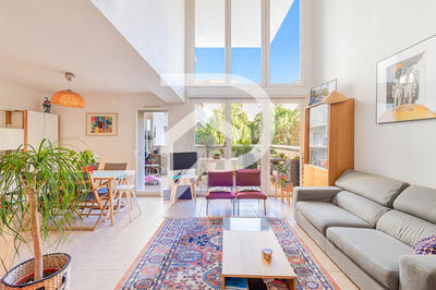 Appartement - 96 m² - 4 pièces