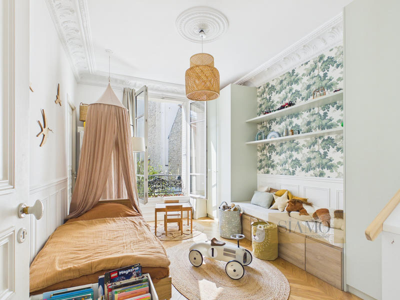 Appartement - 100 m² - 4 pièces