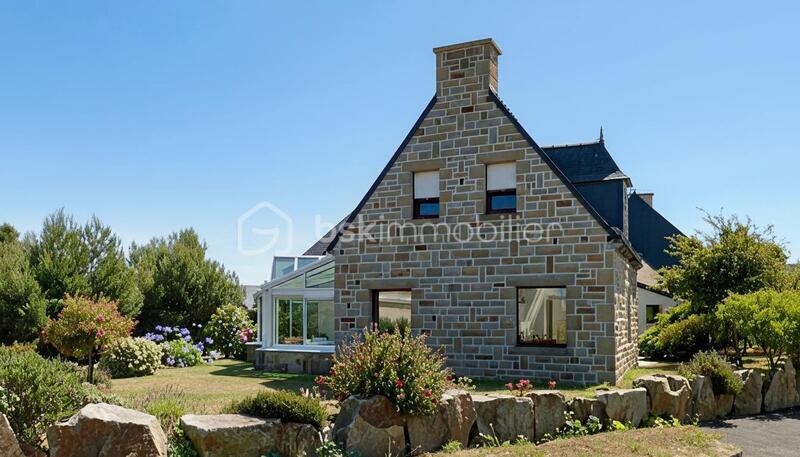 Maison en pierre - 170 m² - 7 pièces