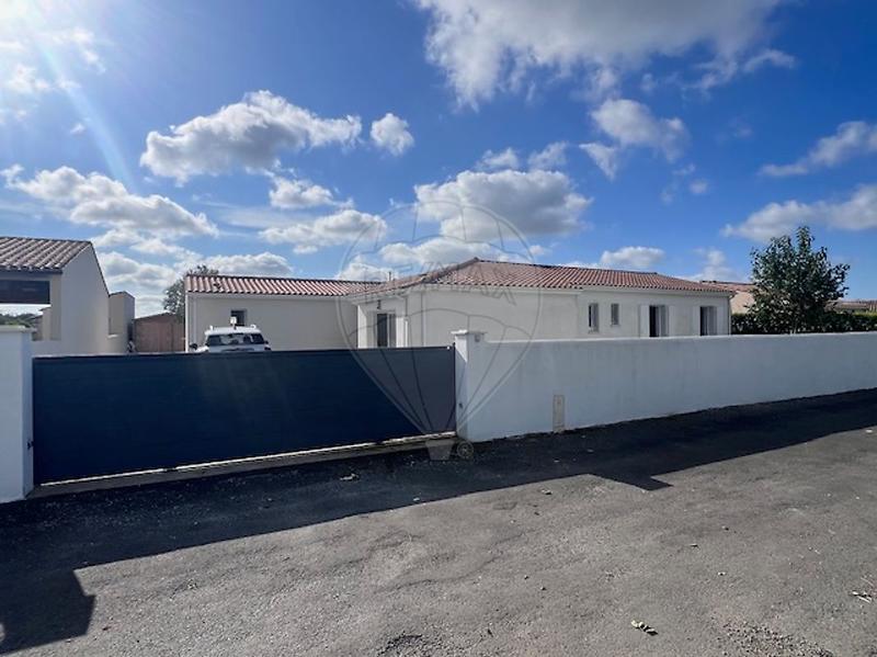 Maison - 144 m² - 7 pièces