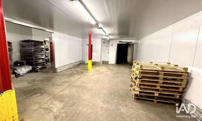 Local commercial - 1 963 m²