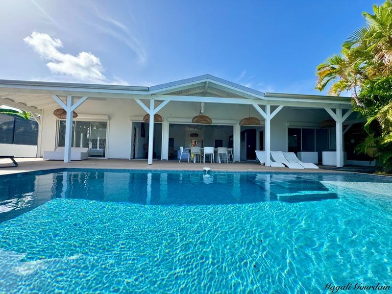 Propriété - 205 m² - 7 pièces