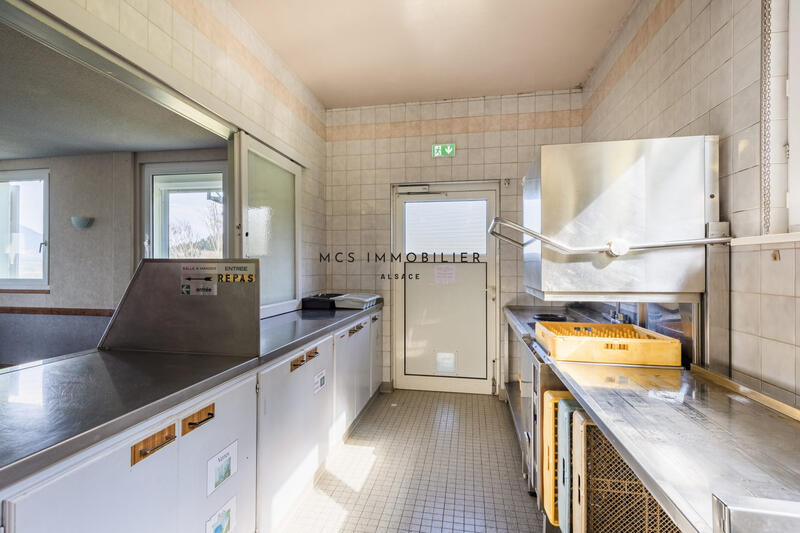 Immeuble - 930 m²