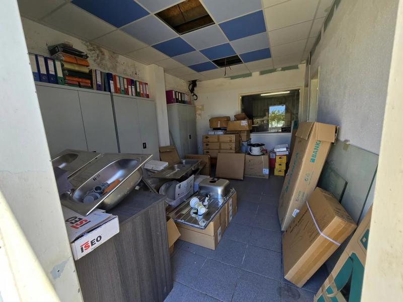 Bureau - 456 m² - 2 pièces