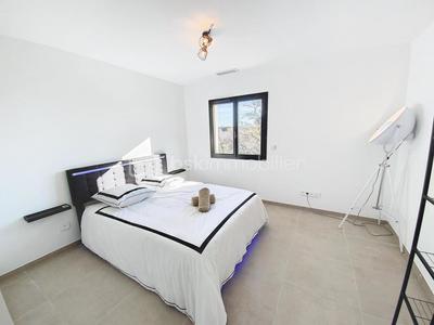 Maison - 114 m² - 5 pièces