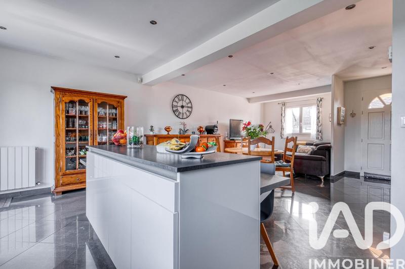 Maison - 136 m² - 6 pièces